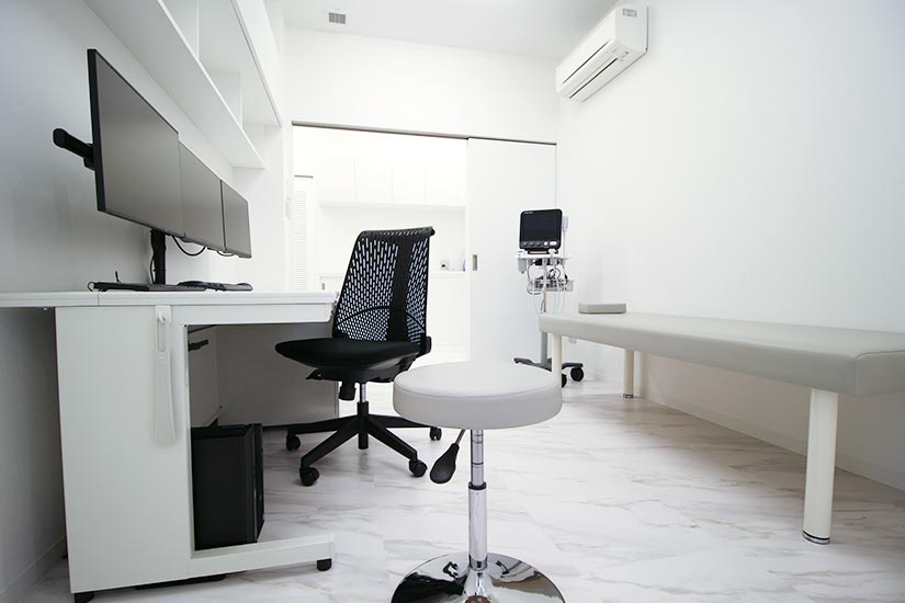 診察室2